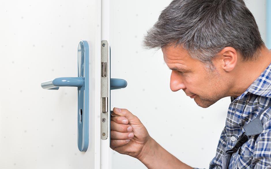 comment ouvrir une porte blindée claquée Lisses
